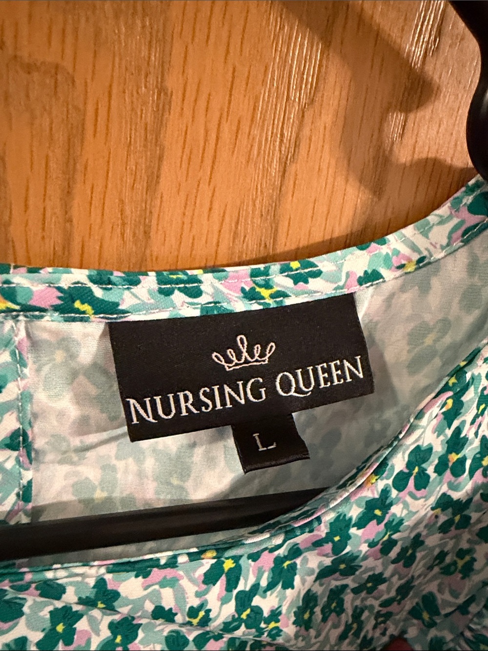 Nursing Queen NWOT Women's Smocked Floral Print Nursing Midi Dress Large - Picture 4 of 11